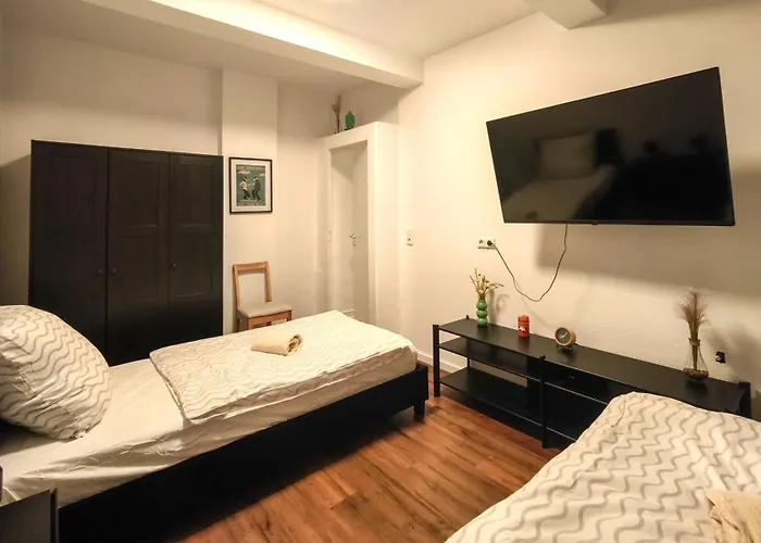 Bs - Stylish H60 3* Μπέργκις Γκλάντμπαχ