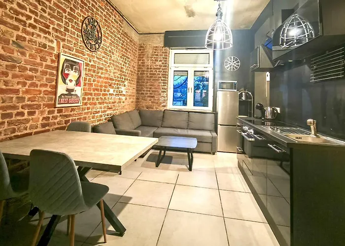 Ξενοδοχείο με διαμερίσματα Bs - Stylish H60 Μπέργκις Γκλάντμπαχ